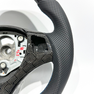 Volantes Deportivos Planos de Fibra de Carbono M para <span class=keywords><strong>BMW</strong></span> E92 E91 E93 E82 E84 E87 E88 E89 320i 325i 330i 335i 328i Serie 3 con Palanca de Cambios - Product Image 2