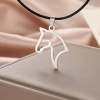 Colliers en acier inoxydable, collier avec pendentif cheval mignon, chaîne d'animaux creuse pour femme, homme, unisexe, bijoux de mode, cadeau d'anniversaire