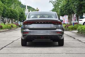 Cina all'ingrosso auto a benzina Geely Emgrand 2025 quarta generazione 1.5L DHT EMGRAND berlina nuove auto - Product Image 6