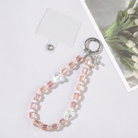 Chaîne de poignet en alliage de zinc avec perles de cristal style INS, porte-clés mignon, pendentif pour sac ou chien, pour femme, chaîne de téléphone anti-perte, portable et durable