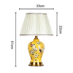 Enfants comme jaune anime de bande dessinée en céramique table vase oiseaux design lampes de bureau - Product Image 5
