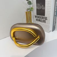Pochette de soirée en PU couleur unie pour femme, sac à main de luxe avec poignée supérieure en métal doré, sac à bandoulière pour mariage, fête, bal de promo