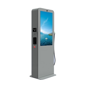 Estaciones de Carga para Autos en Exteriores con Pantalla LCD Publicitaria de 43 Pulgadas - Product Image 4
