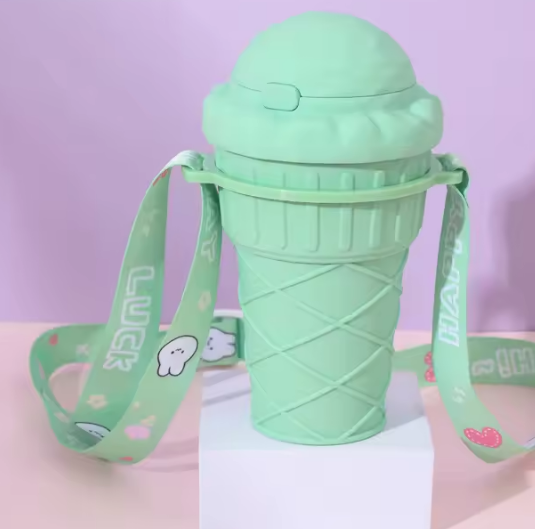 สีเขียวอ่อน