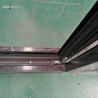 Ventana Oscilobatiente de Aluminio con Doble Acristalamiento para Edificios Costeros