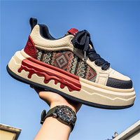 Les dernières chaussures de sport pour hommes à semelle épaisse et lacets, antidérapantes, rétro, polyvalentes et décontractées