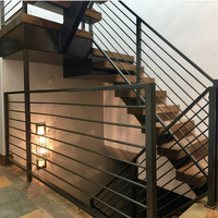 Rampe d'escalier moderne minimaliste en fer forgé fait main pour extérieur, villa, jardin, balcon, terrasse, fixation au sol, galvanisée à chaud