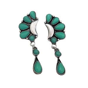 Orecchini a Mezzaluna con Accenti Colorati, Design Vintage, Accessori di Moda per Donne - Product Image 5