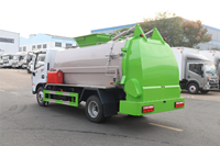 Camion à ordures alimentaires Dongfeng Dolica D6 4x2 7 m³ à chargement latéral, hermétique, avec séparation sec-humide, pour collecteur de déchets de restaurant