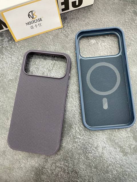 Luxury Aramid Fiber Carbon Fiber Texture Phone Case for iphone 15 16 17 Pro Max Magnetic Business Protective Back Cover Capa