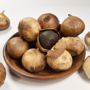 <span class=keywords><strong>Ail</strong></span> <span class=keywords><strong>noir</strong></span> naturel et sain fermenté/vieilli à des prix abordables pour acheter 100g - Product Image 2