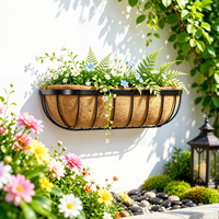 Panier mural ovale long en fer renforcé de style rustique vintage avec doublure en coco pour jardins, maisons, patios, balcons, restaurants, cafés, hôtels, fleuristes