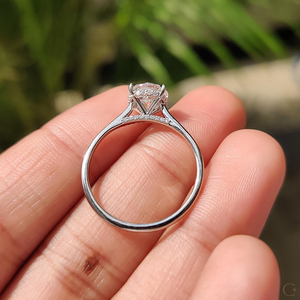 Bague romantique en diamant de laboratoire avec une brillance impeccable, conçue pour les fiançailles, les mariages et les alliances éternelles, bijoux d'Inde - Product Image 6