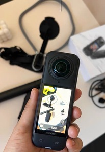 Insta360 X5 Combo : Perche à selfie invisible, effet sans visibilité de la perche, haute qualité, léger, étanche, vidéo 8K 360°, FlowState - Product Image 5