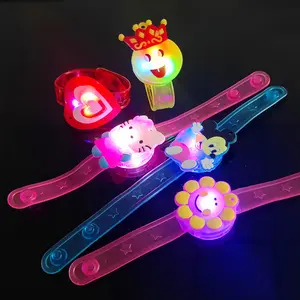Moda ışık-Up oyuncaklar yanıp sönen bilek bandı mutlu aydınlık el yüzük Led bilezik çocuk parti oyuncak