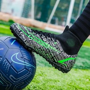 Chaussures de football d'extérieur ultra-légères <span class=keywords><strong>Ronaldo</strong></span>, chaussures de football américain de qualité, crampons de futsal, baskets d'entraînement de football, chaussures TF FG - Product Image 4