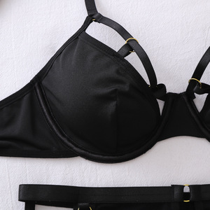 Set di Lingerie Sexy da Donna in 4 Pezzi: <span class=keywords><strong>Reggicalze</strong></span> Nero con Cinghie, Rete Trasparente, Gabbia e Perizoma con Calze - Product Image 4