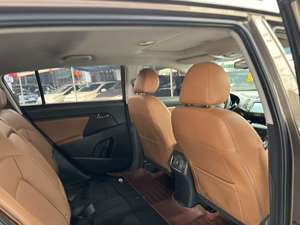 <span class=keywords><strong>Kia</strong></span> <span class=keywords><strong>Sportage</strong></span> SUV d'occasion <span class=keywords><strong>2016</strong></span> avec transmission automatique, conduite à gauche, sièges en cuir, caméra de recul, pneus R17 - Product Image 6