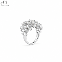 Luxuriöser Ring aus massivem 18-karätigem Weißgold Au750 mit Blumenmotiv für Damen, mehrfach geformter, birnenförmiger, marquiseförmiger, rund geschliffener, breiter Band-Diamantring
