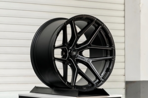 Custom Super Deep Concave Wheels Black/gold/White 5x114.3 5x120 6X114.3forged Wheels 18 Inch for SUV - Product Image 2