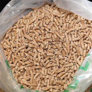 Pellets de Madera de Grado de Exportación, Combustible de Biomasa Renovable, Estándar ENplus, Bajo Contenido de Cenizas, Alto Valor Calorífico, Pellets de Madera a Granel - Product Image 1