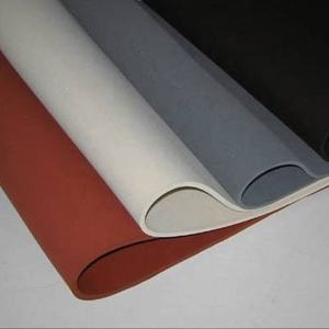 Taban kullanımı için 2mm kalınlığında CR neopren kauçuk kılıflar doğal lateks pürüzsüz yüzey rulo tipi - Product Image 3