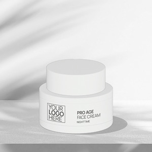 Crema de Noche en Oferta con Bidens Pilosa y Péptidos, Reafirmante y Reductora de Arrugas, Marca Italiana - Product Image 1
