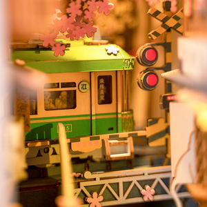 <span class=keywords><strong>Robotime</strong></span> US Warehouse DIY artesanías de madera TGB01 Sakura Densya Book Nook ensamblar juguetes Booknook 3D rompecabezas de madera - Product Image 6