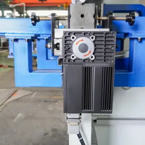 Dobrador automático hidráulico de metal para chapa de aço, máquina dobradeira CNC brandnew