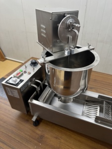 Prix Spécial Machine à <span class=keywords><strong>Donuts</strong></span> Automatique pour Beignets Banane <span class=keywords><strong>et</strong></span> <span class=keywords><strong>Donuts</strong></span>, Réduit le Temps de Préparation, pour la Préparation <span class=keywords><strong>et</strong></span> la Friteuse de Churros - Product Image 3