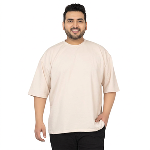 เสื้อยืดโอเวอร์ไซส์ 4XL-6XL สำหรับผู้ชายไซส์ใหญ่ ผ้าโพลีเอสเตอร์/คอตตอนผสม 220 กรัม สีดำ คอกลม แขนสั้น - Product Image 1
