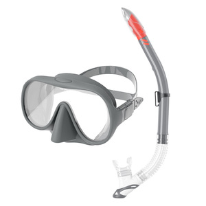 Set de Snorkel y Máscara de Buceo con Doble Ventana de Vidrio Templado Antivaho, Equipo Universal para Deportes Acuáticos - Product Image 2