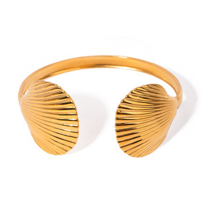 Scallop Shell Open Cuff Bracelet Gold Tone Zinc Alloy Unisex Jewelry Gift - Product Image 1