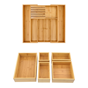 Organizador de Utensilios de Cocina Extensible Multifuncional Moderno y Ecológico de Bambú Lacado con Bloque de Cuchillos Extraíble - Product Image 1