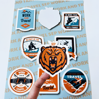 Feuille d'autocollants en vinyle PVC épais, résistante aux UV et aux intempéries, auto-adhésive, imperméable, avec logo personnalisé, découpe kiss-cut, faible MOQ