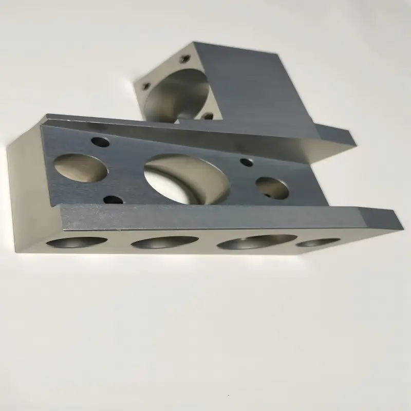 Topkwaliteit Groothandel Oem Broaching Frezen Staallegeringen Aluminium Cnc Bewerkingsonderdelen