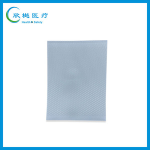 Malla de Aislamiento Médico 5x5cm Estéril de Un Solo Uso para Protección de Heridas y Hemostasia - Product Image 5