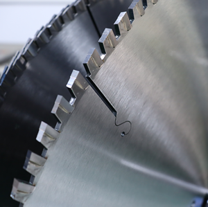 TCT Is <strong>Used</strong> for Cutting Industrial-grade Round <strong>Saw</strong> <strong>Blades</strong> with Large Diameters for Use with Rock Wool Materials. - Product Image 5