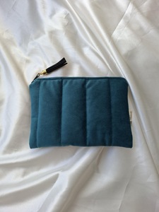 Borsa da trucco in velluto portatile di 2025 alta qualità borsa da donna <span class=keywords><strong>Spa</strong></span> borsa da viaggio personalizzata per articoli da toeletta trapuntata borsa cosmetica