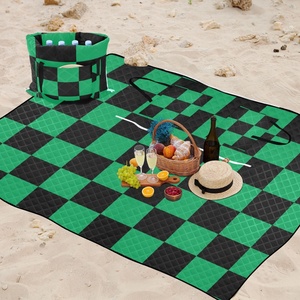 Hawaiian Custom Checked Print Picnic Blankets Foldable Hand Bag Washable Waterproof and Moisture-Proof Zip-up Picnic Blanket Mat - Product Image 6
