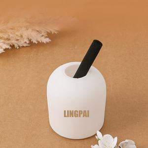 नई डिज़ाइन की गई खाली बहु-रंग अद्वितीय आकार ग्लास 400 एमएल इत्र बोतल - Product Image 2