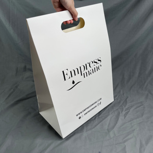Bolsas de Papel Blancas con Asa Troquelada Personalizadas - Bolsas de Compras con Logotipo Impreso Personalizado para Peluquería y Belleza - Product Image 3