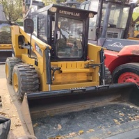 Gebrauchter CAT 246D Kompaktlader Caterpillar 246D Kompakt-Radlader mit Anbaugeräten zum Verkauf