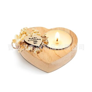 Portavelas de madera en forma de corazón con flores secas para decoración del hogar en el Día de San Valentín - Product Image 1