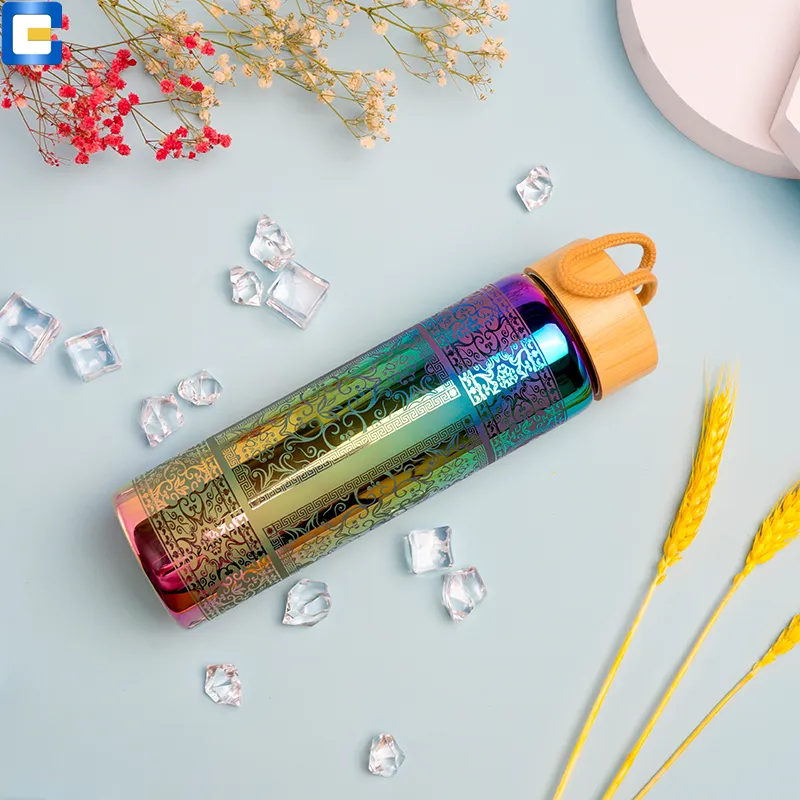 Desain Botol Baru, Botol Minum Tutup Bambu Kaca Bebas BPA 650Ml dengan Glitter