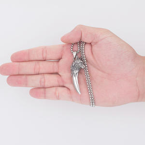 <span class=keywords><strong>Collana</strong></span> <span class=keywords><strong>con</strong></span> <span class=keywords><strong>Ciondolo</strong></span> a <span class=keywords><strong>Dente</strong></span> di Lupo in Acciaio Inossidabile, Gioielli Vintage Hip Hop, Regalo per Uomo - Product Image 4