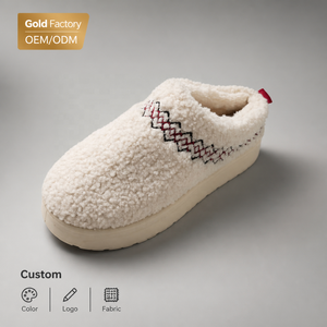 Pantoufles d'hiver tendance pour femmes avec bordure tressée, chaudes en peluche Teddy, à plateforme, pour intérieur et extérieur, vente en gros, style bottes Uggs - Product Image 1