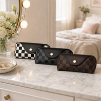 Estuche para Gafas de Sol a Cuadros con Logotipo Personalizado, Porta Gafas de Cuero Suave en Forma de U, Cierre a Presión, Funda Protectora, Fábrica OEM