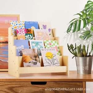 Estante de escritorio de madera de tres niveles para tarjetas y notas, uso en el hogar y la oficina, color amarillo - Product Image 1