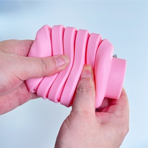 Md36 resistente e portatile in Silicone pieghevole bottiglia d'acqua retrattile per sport all'aria aperta tazza con gancio - Product Image 5